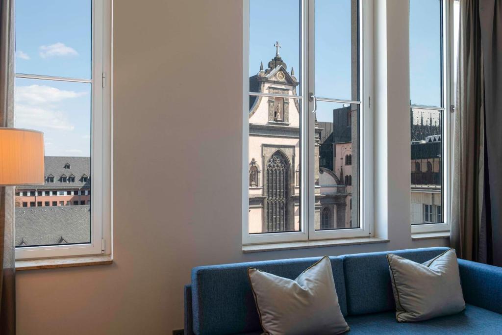 Posezení v ubytování Hilton Cologne