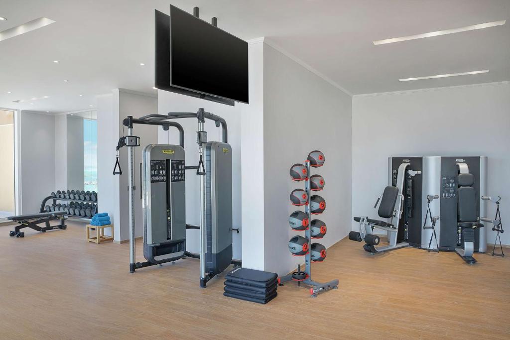 Fitness centrum a/nebo fitness zařízení v ubytování Hilton Hurghada Plaza Hotel