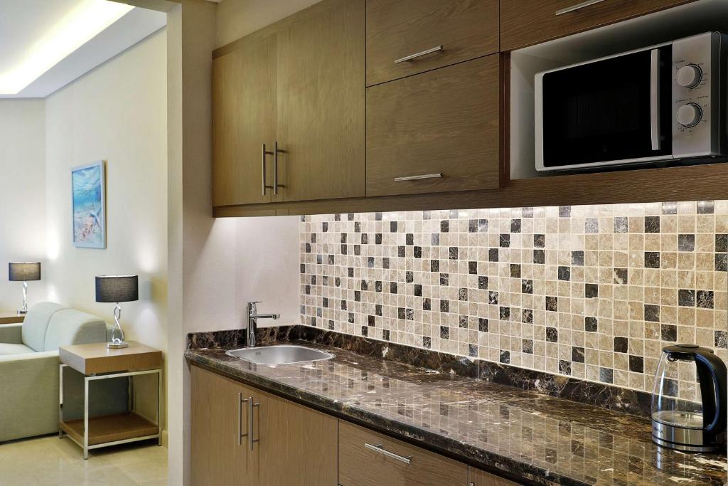 Hilton Hurghada Plaza Hotel - 14