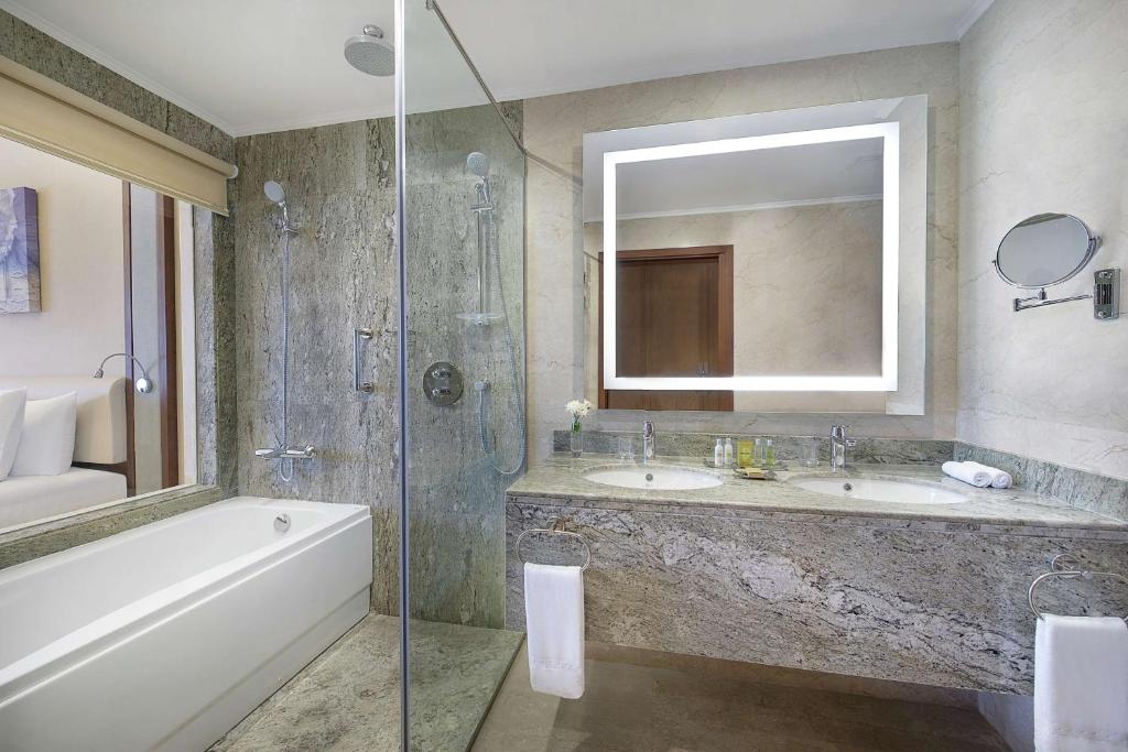 Hilton Hurghada Plaza Hotel - 8