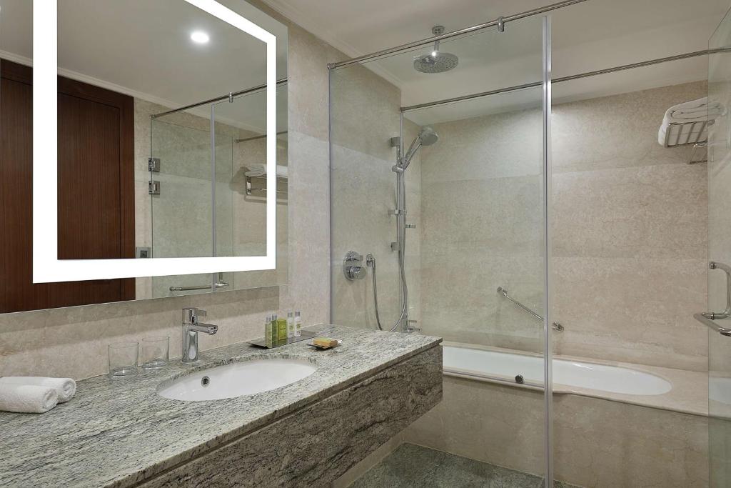 Hilton Hurghada Plaza Hotel - 7