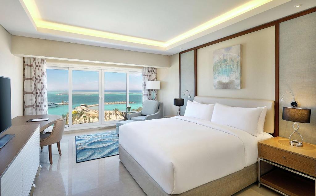 Hilton Hurghada Plaza Hotel - 13