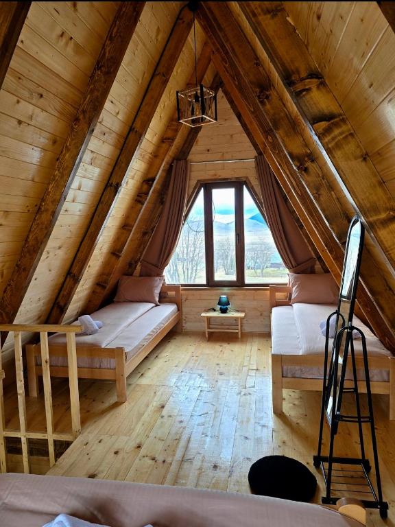 Postel nebo postele na pokoji v ubytování Domaćinstvo Krstajić - Rural holiday