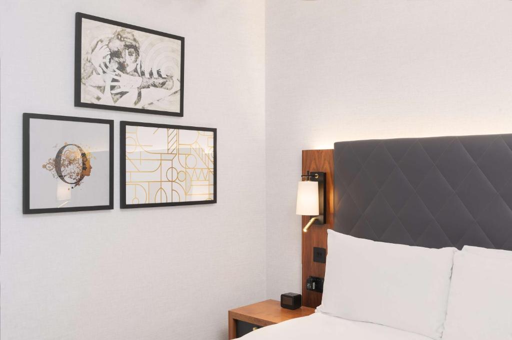 Hilton London Olympia - Resim 28