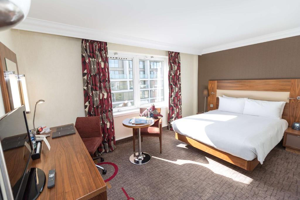 Hilton London Olympia - Resim 37