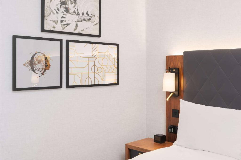 Hilton London Olympia - Resim 42