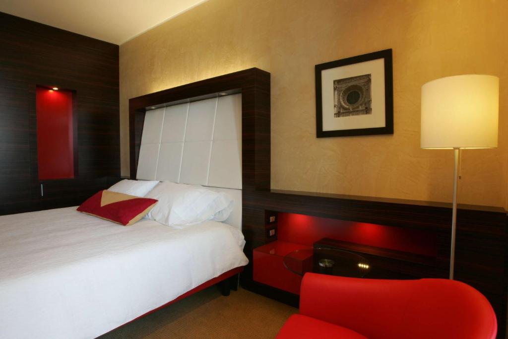 Postel nebo postele na pokoji v ubytování Hilton Garden Inn Lecce