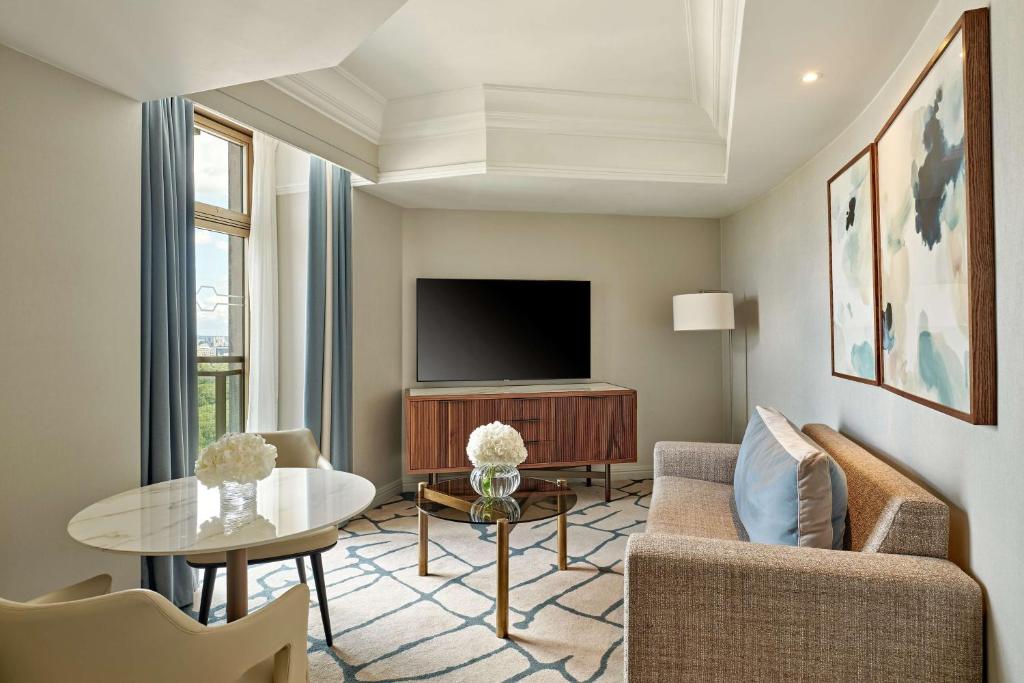 London Hilton on Park Lane - Resim 37