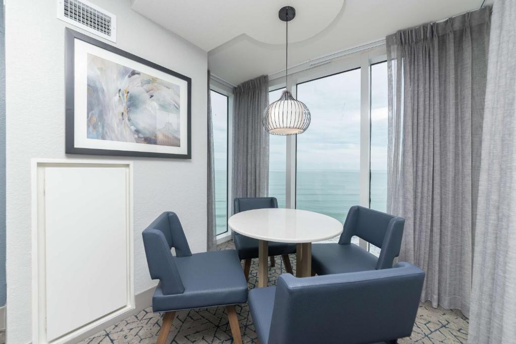 Posezení v ubytování Hilton Melbourne Beach Oceanfront