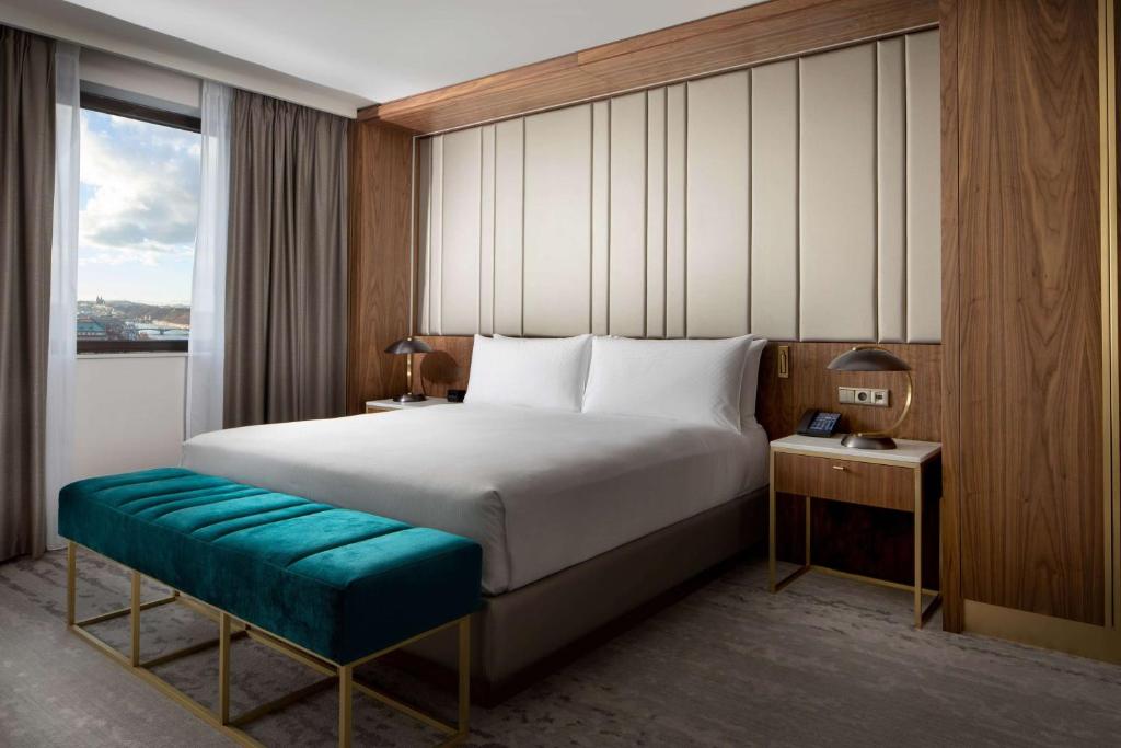 
King Apartment Suite
