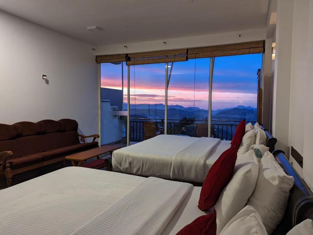 Postel nebo postele na pokoji v ubytování Nilowin Glenanore Guesthouse