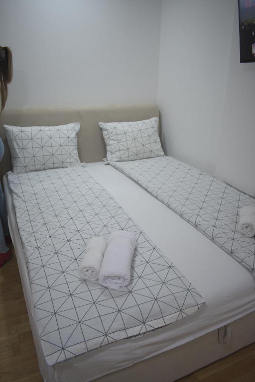 Postel nebo postele na pokoji v ubytování Studio apartman Delight Vrnjačka banja