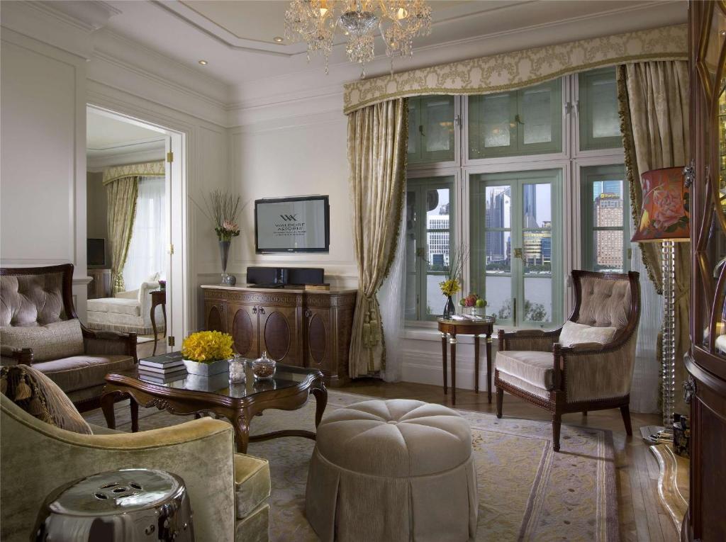 Posezení v ubytování Waldorf Astoria Shanghai on the Bund