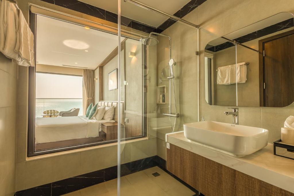 Phòng Deluxe 2 Giường Đơn Nhìn Ra Toàn Cảnh Biển