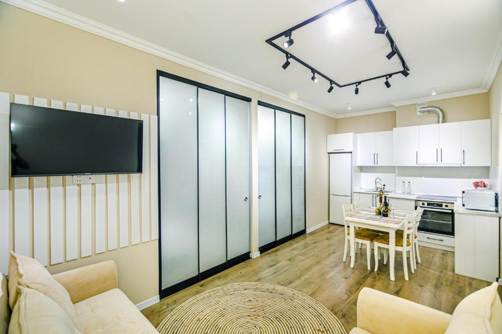 لابی و فضای عمومی Sweet Baku City Apartment - تصویر ۵