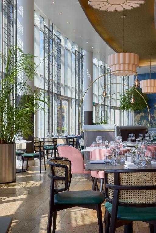 DoubleTree By Hilton London Excel - Resim 5