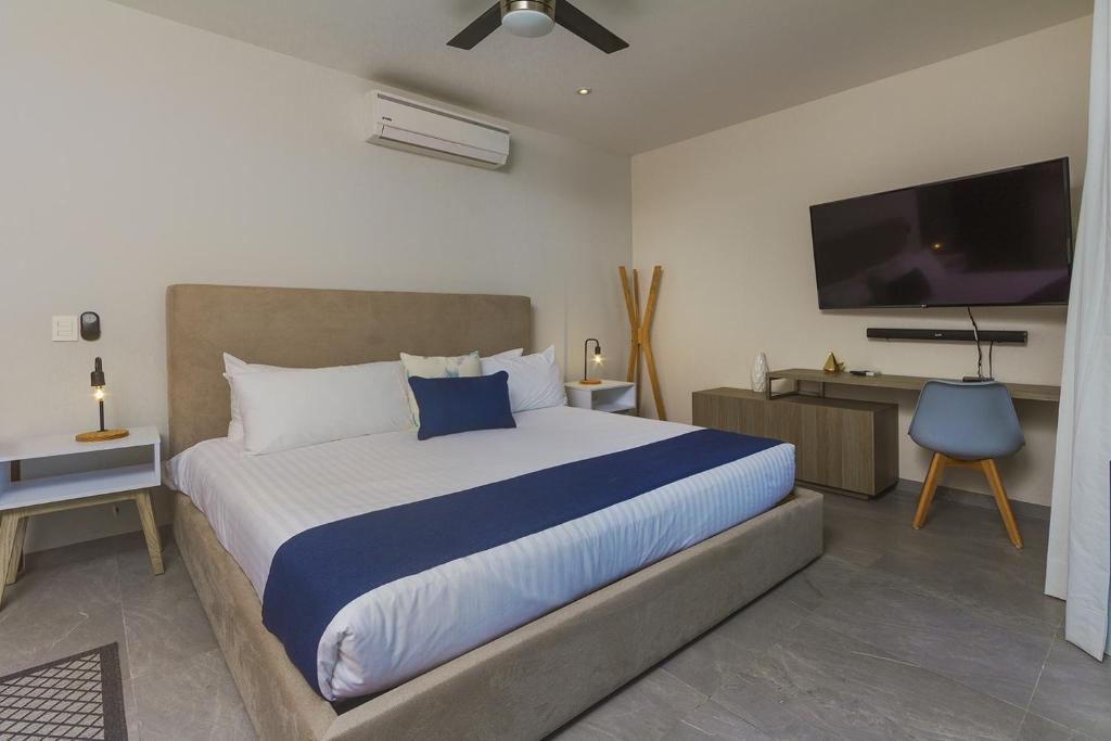 The Gallery Condos Playa de Carmen - Apartment With View And Balcony