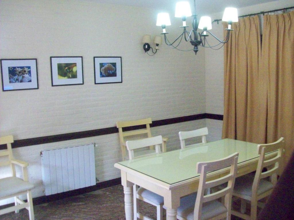 Apart Hotel Las Hadas Carilo - Casa De Una Habitación