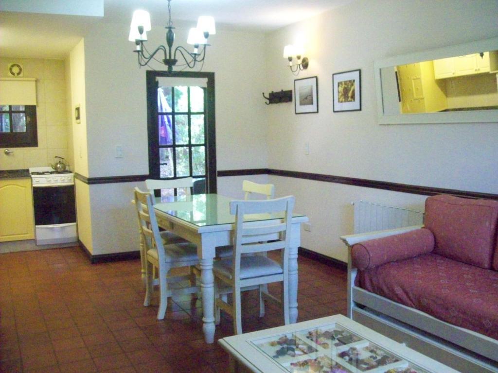 Apart Hotel Las Hadas Carilo - Casa Superior De Una Habitación