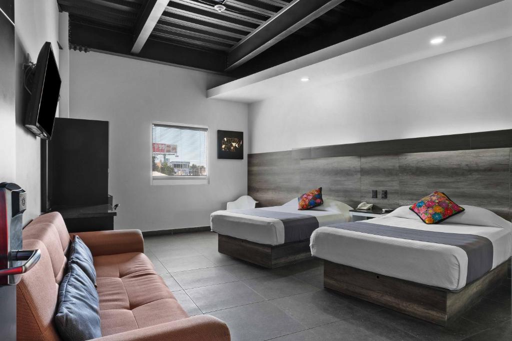 Homesuites Malecon - Housity