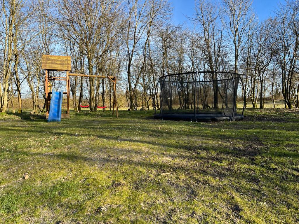 Herní místnost nebo prostor pro děti v ubytování 3 km to Legoland