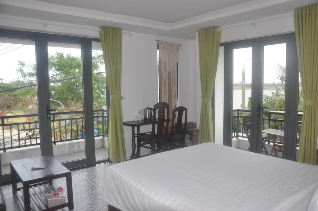 Balkón nebo terasa v ubytování Autumn Bay Retreat Hoi An