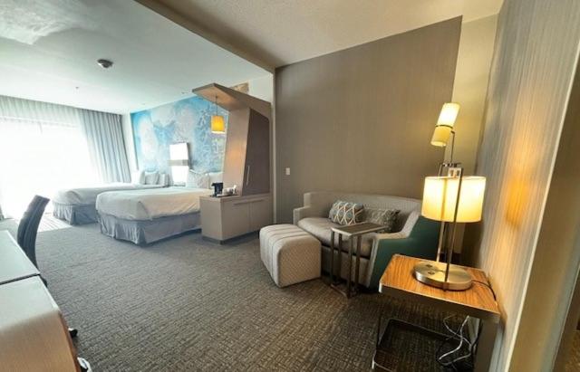 Posezení v ubytování Courtyard by Marriott Deptford