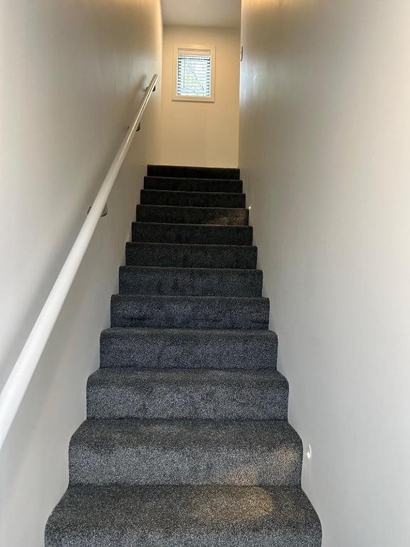 Apartment 5 on Armagh! - Resim 9