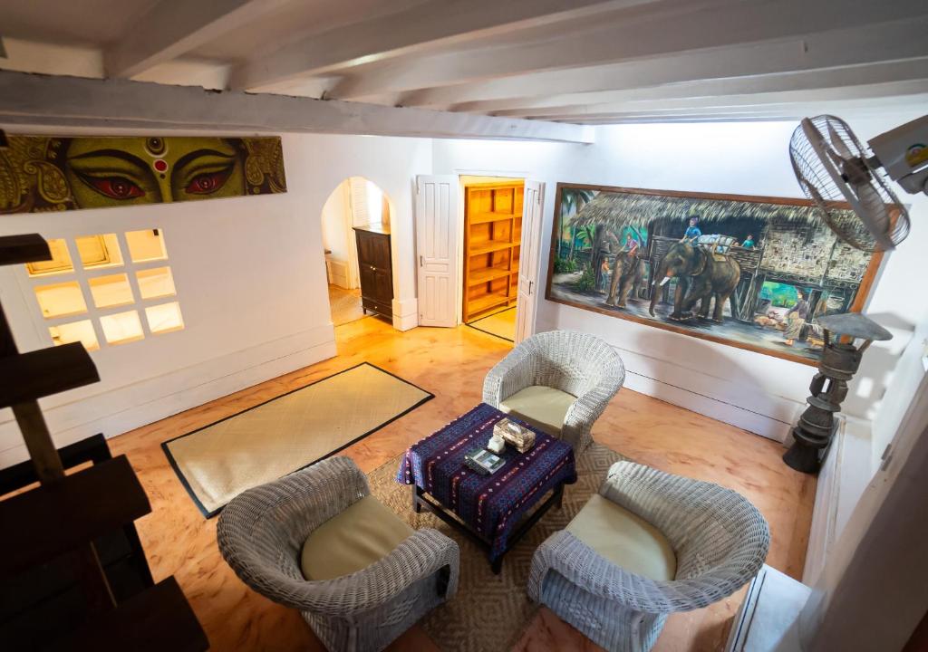 Χώρος καθιστικού στο Heritage Serene Villa