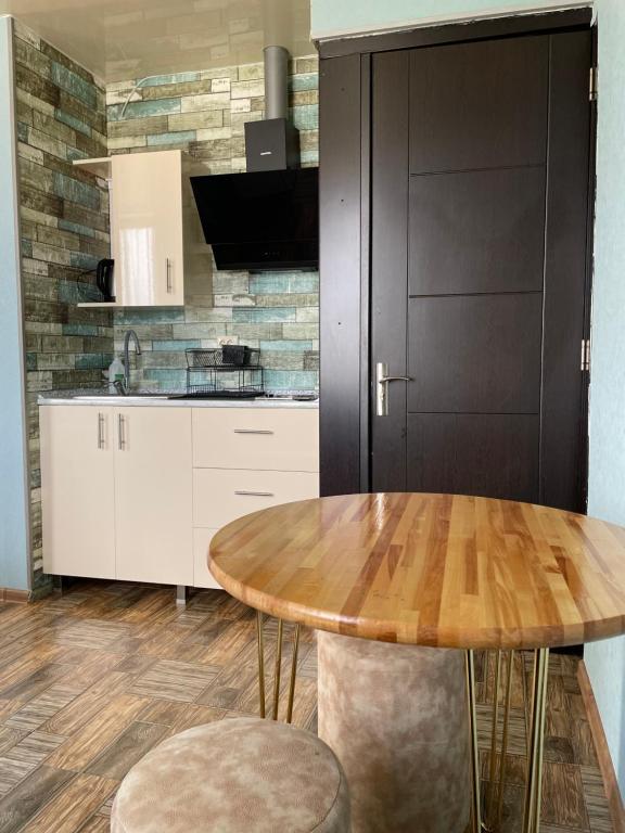 Kuchyň nebo kuchyňský kout v ubytování Hotel Kobuleti
