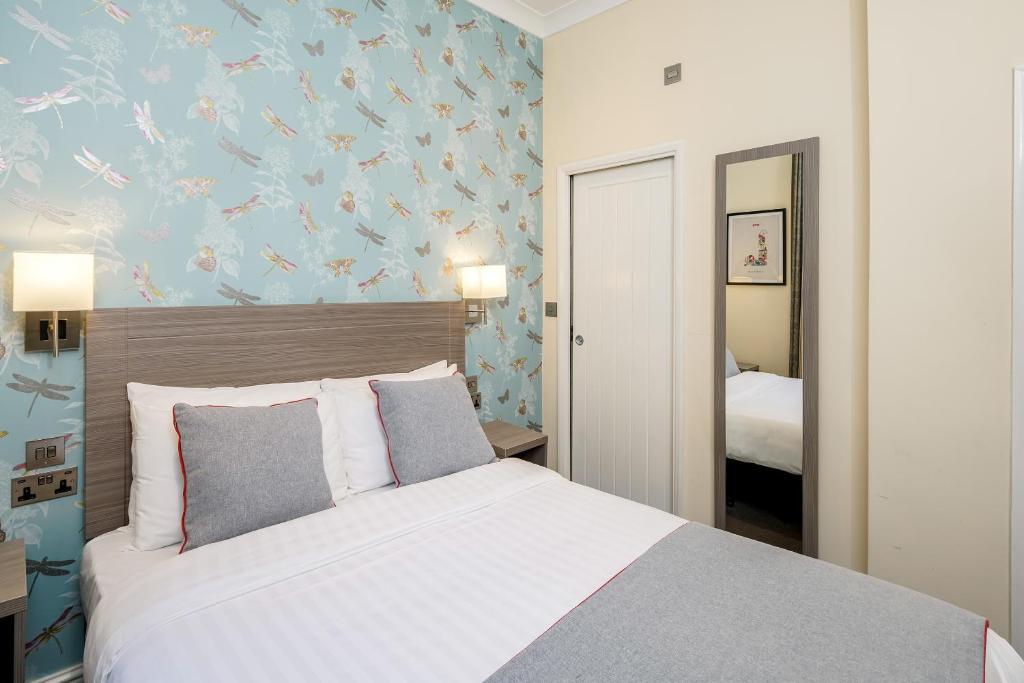 OYO Bakers Hotel London Victoria - Resim 19