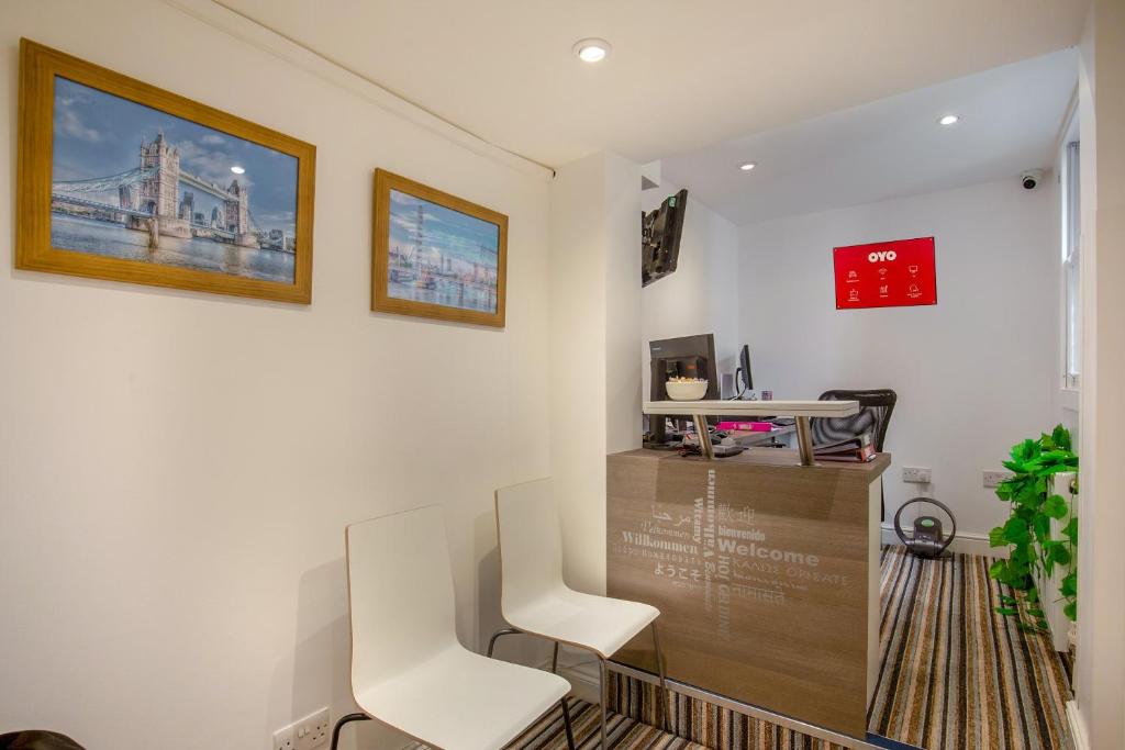 OYO Bakers Hotel London Victoria - Resim 13