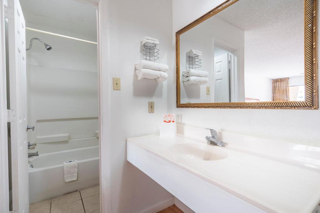 Koupelna v ubytování OYO Hotel Groesbeck