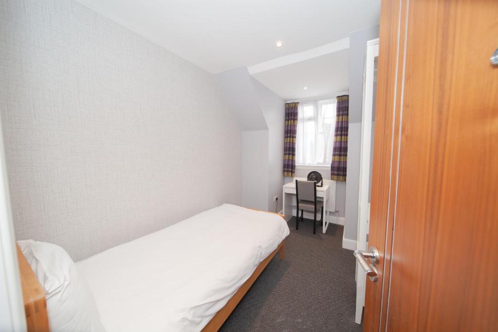 OYO The Arch, Wembly Stadium - Resim 33