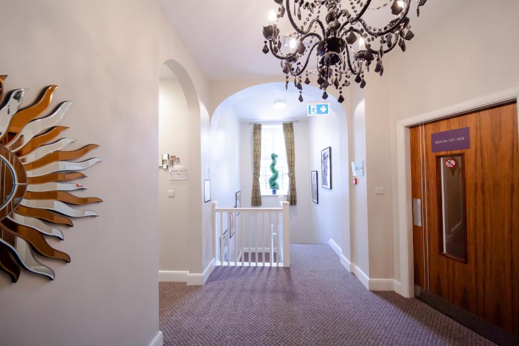 OYO The Arch, Wembly Stadium - Resim 11