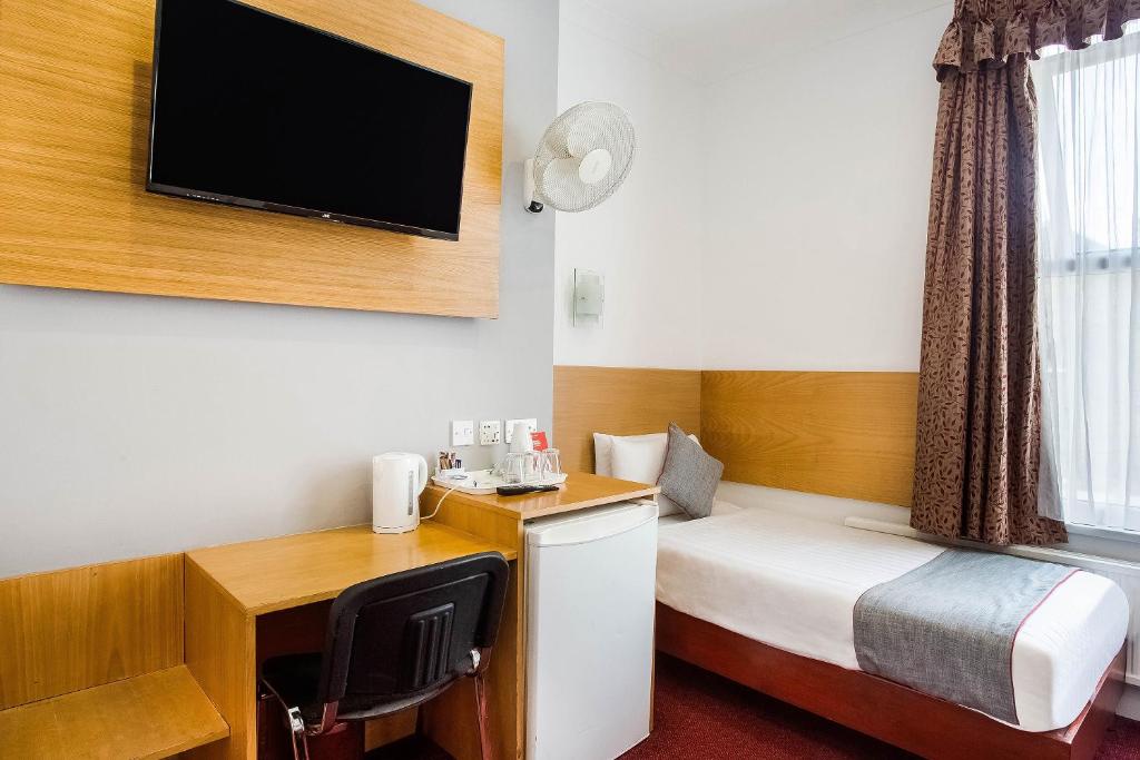 OYO London Guest House - Resim 18