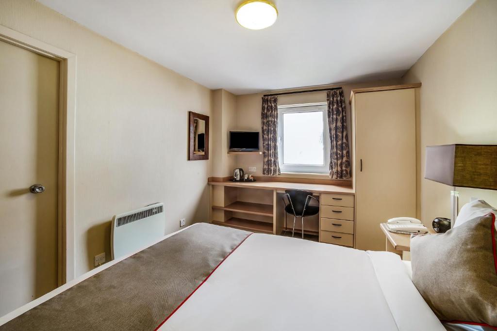 Brentwood Aberdeen City Centre near Union Street - Resim 19