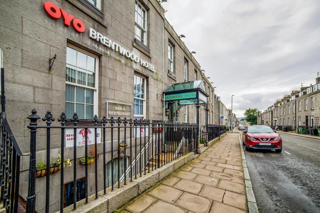 Brentwood Aberdeen City Centre near Union Street - Resim 9