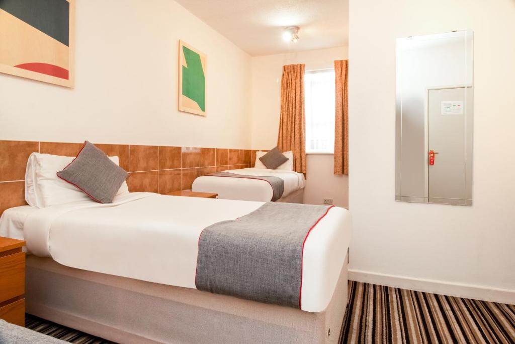 OYO Flagship Cardiff Central - Resim 22