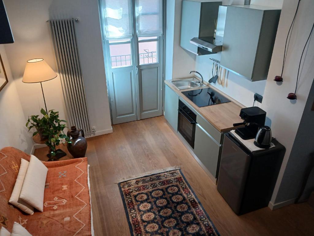 Foto dalla galleria di A room in the 'borgo' a Dogliani