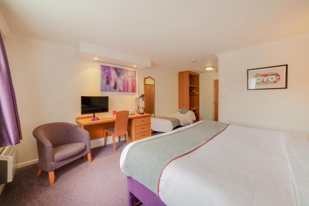 OYO Lakeside Haydock Hotel, St Helens - 