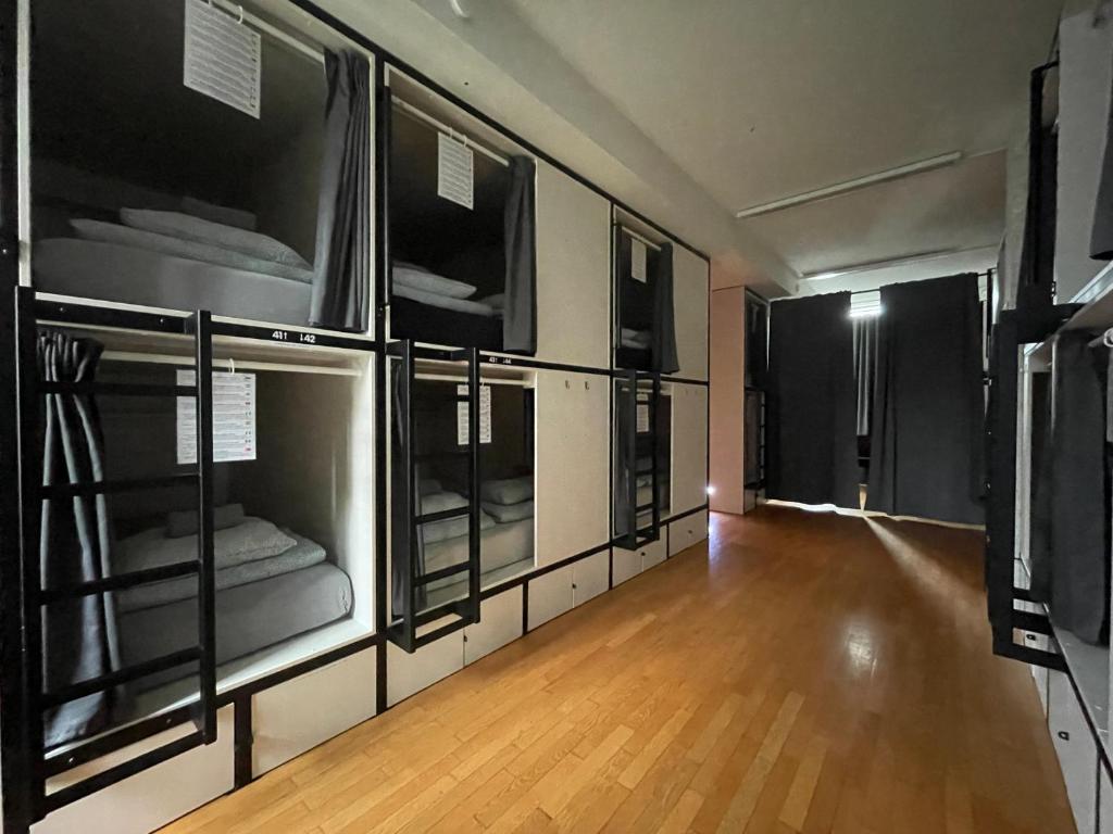 TV a/nebo společenská místnost v ubytování Sleep&Go Hostel Ljubljana
