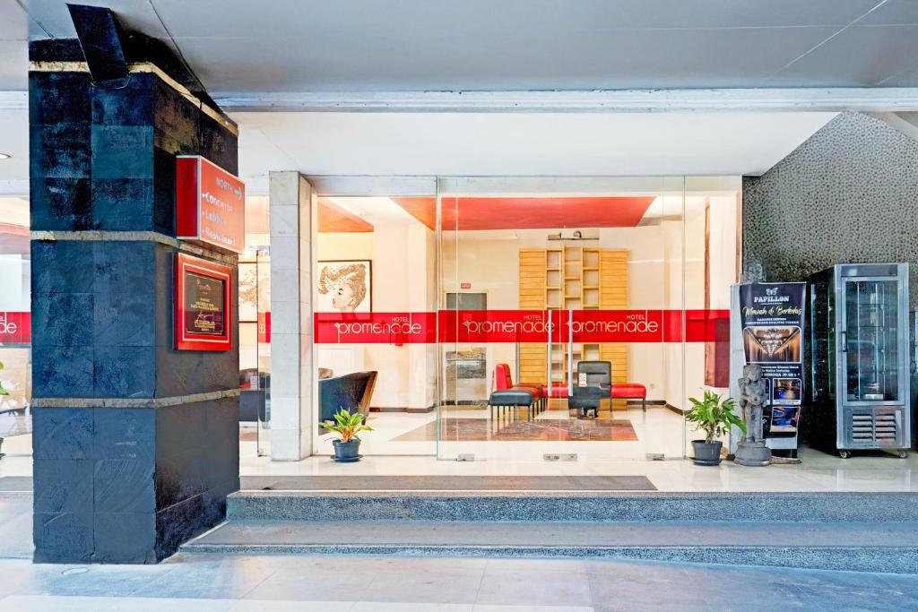 Fotografie z fotogalerie ubytování Townhouse Oak Cihampelas Near Ciwalk Formerly Promenade Hotel v destinaci Bandung