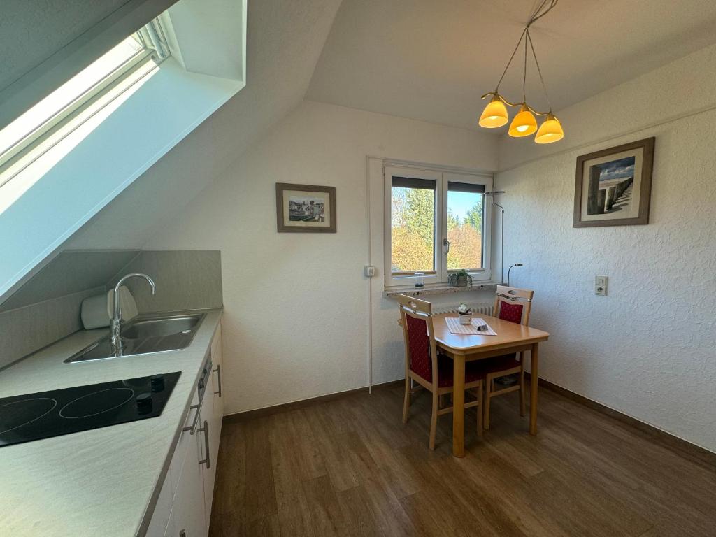 Kuchyň nebo kuchyňský kout v ubytování Haus Ostseestrand36