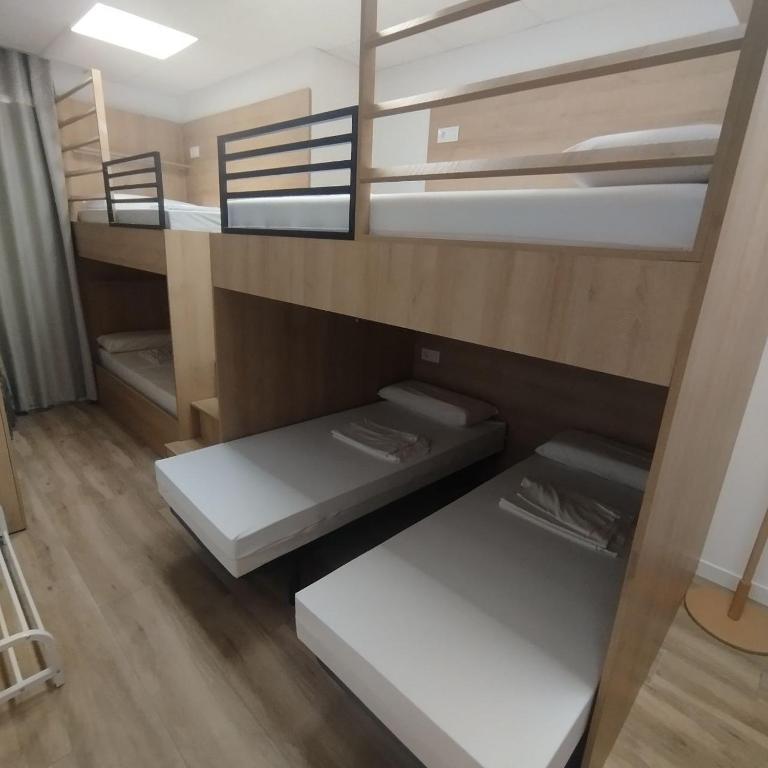 dpaso Urban Hostel - Family Room With Private Bathroom