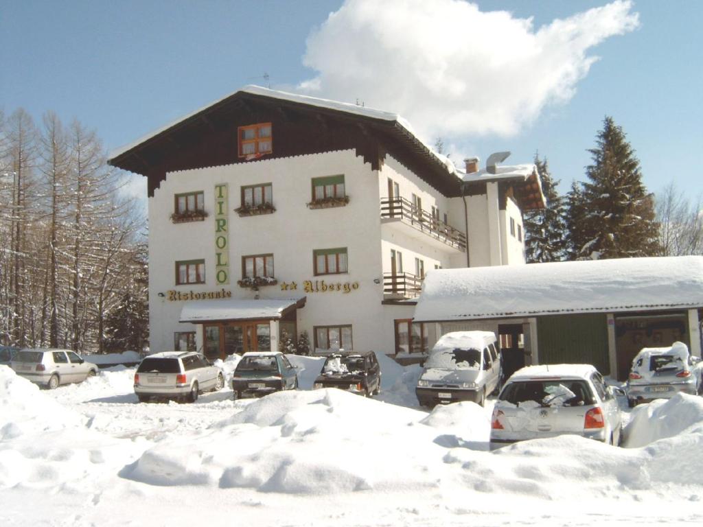 Albergo Tirolo v zimě