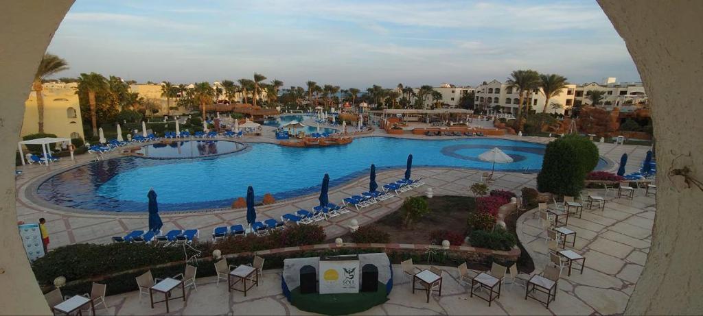 Bazén v ubytování Royal Regency Club - Ultra All Inclusive nebo v jeho okolí
