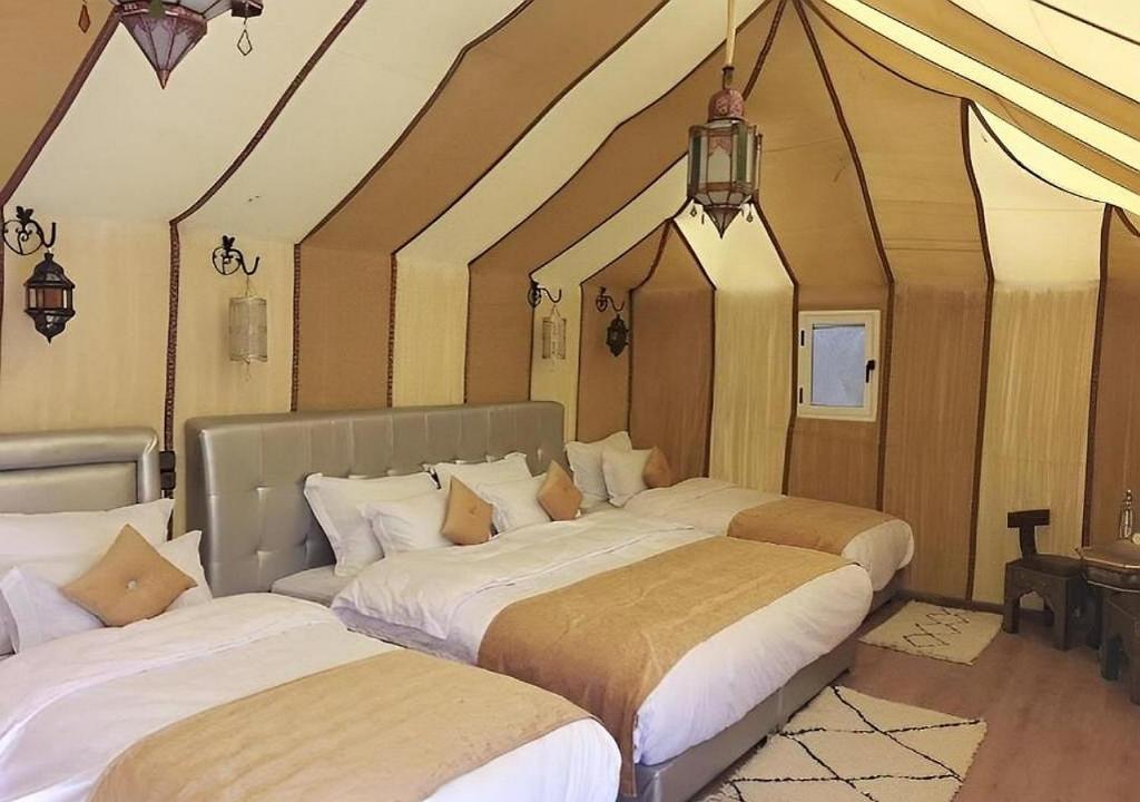 Postel nebo postele na pokoji v ubytování Luxury Spirit Camp