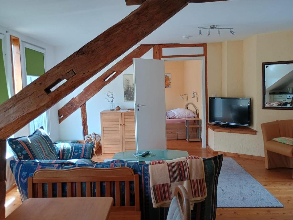 Gästehaus Burg Molbach - Apartment With Balcony