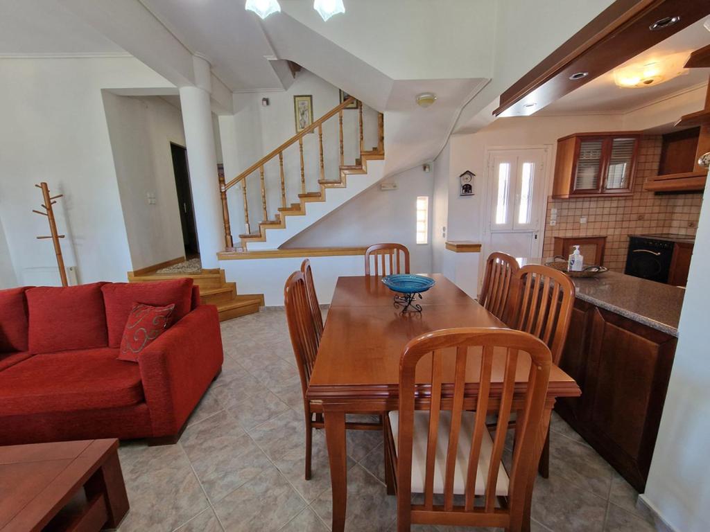 Posezení v ubytování The Mirador Boutique Villa with Scenic Sea View